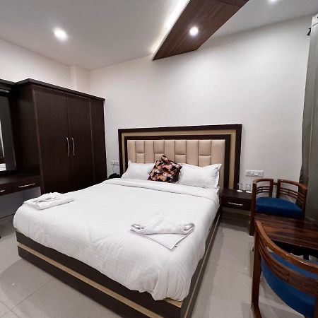 Hotel Himalayan Heritage Sarāhan Buitenkant foto