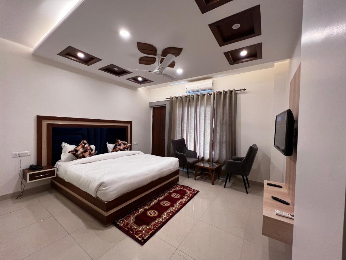 Hotel Himalayan Heritage Sarāhan Buitenkant foto